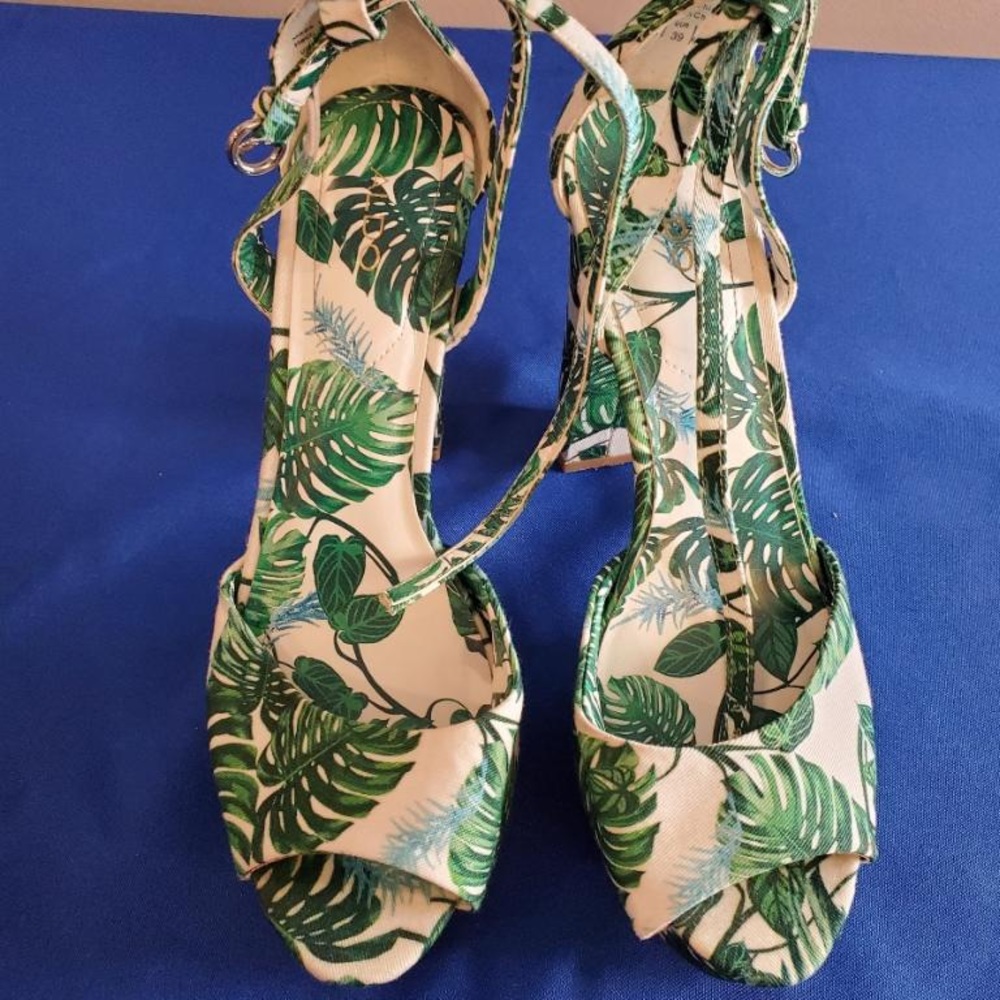 Aldo floral heels